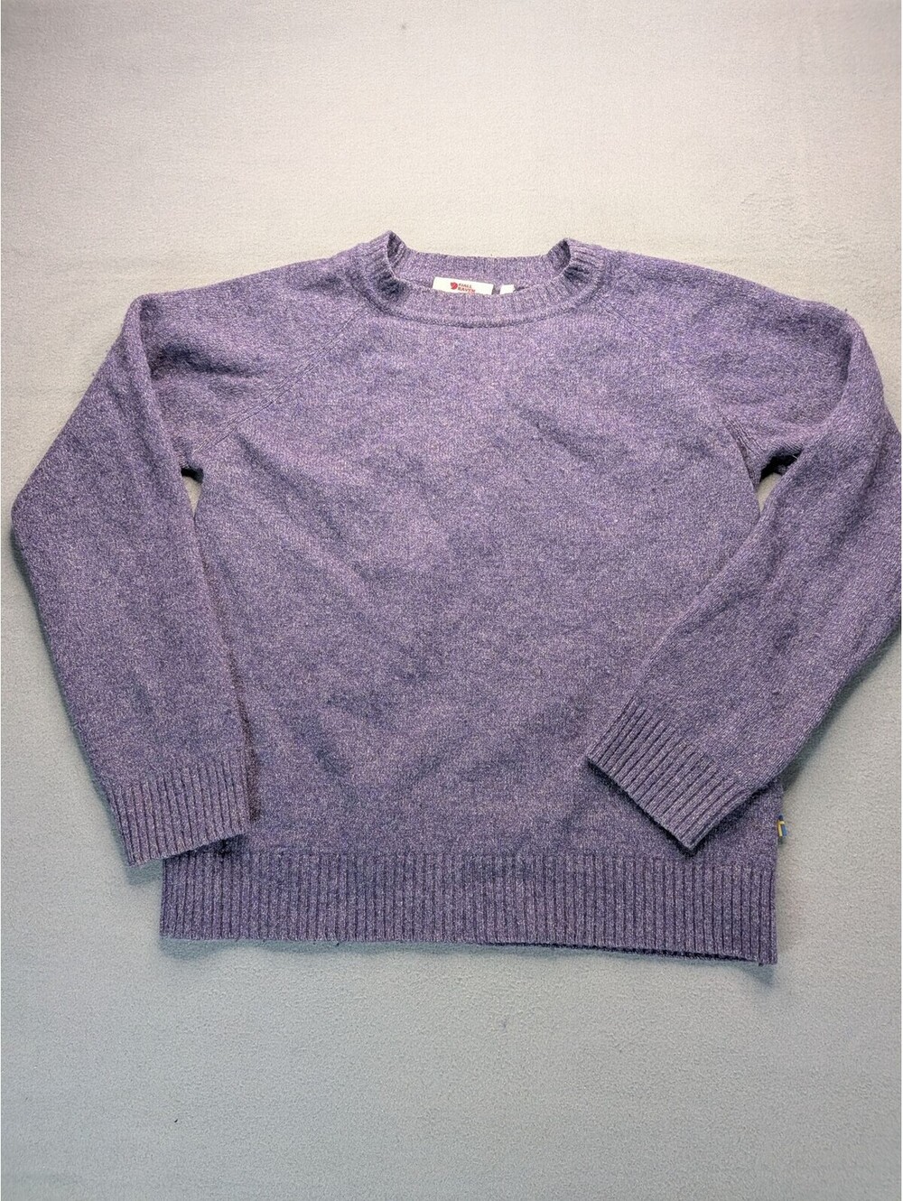 Fjallraven Sweater Pullover Womens M Purple Wool Blend Raglan Crew Knit